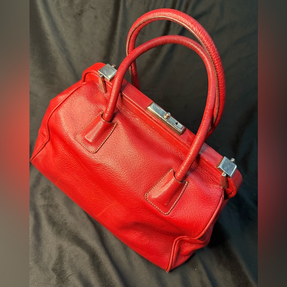 PRADA Goatskin Cerniera Doctor Bag in Rubino